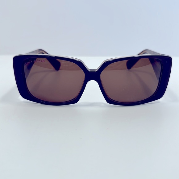 Louis Vuitton X Stephen Spouse Leopard Marquise Sunglasses - Picture 5 of 15